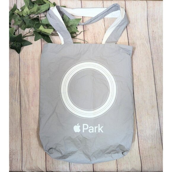 Apple Park California Nylon Reusable Packable Shopping Bag Tote LOGO Grey - Picture 1 of 8